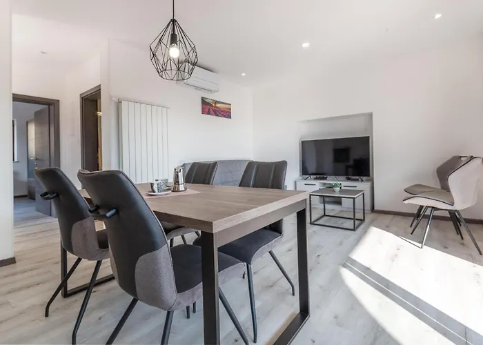 Apartma 1 Bedroom Awesome In *