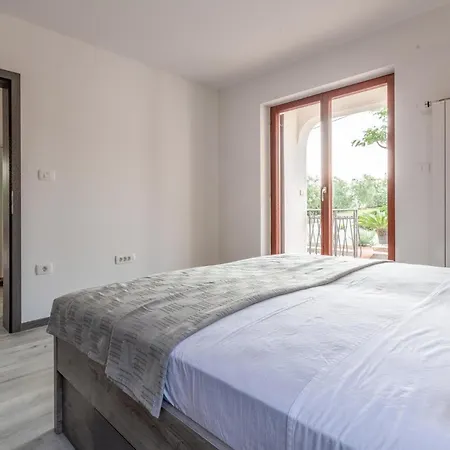 1 Bedroom Cozy In Sečovlje